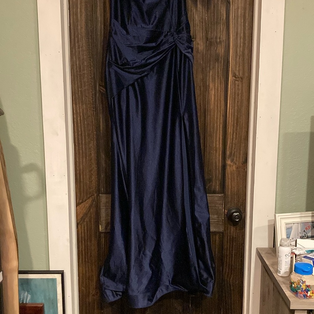 David’s Bridal, Marine,Size 10, Sculpting Satin One-Shoulder Knot Dress,GS290171